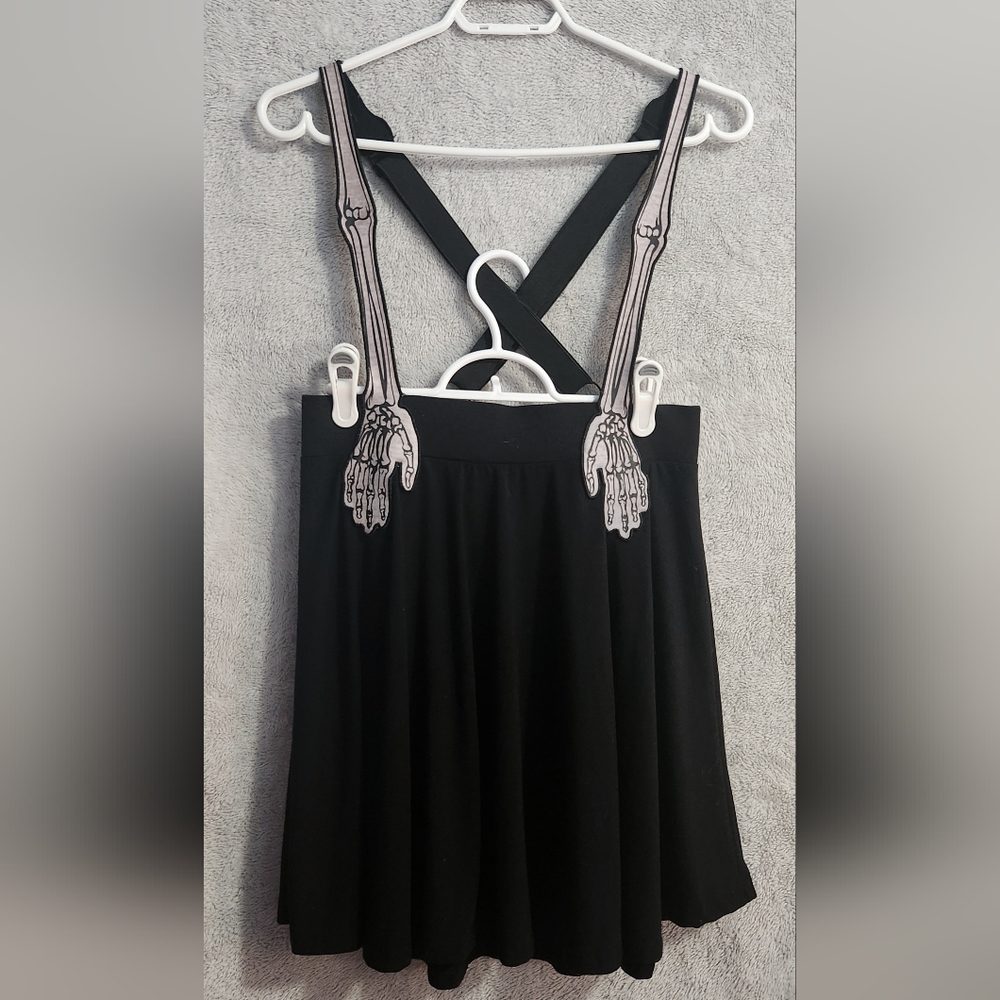 Hot Topic Black Garment - Picture 2 of 4